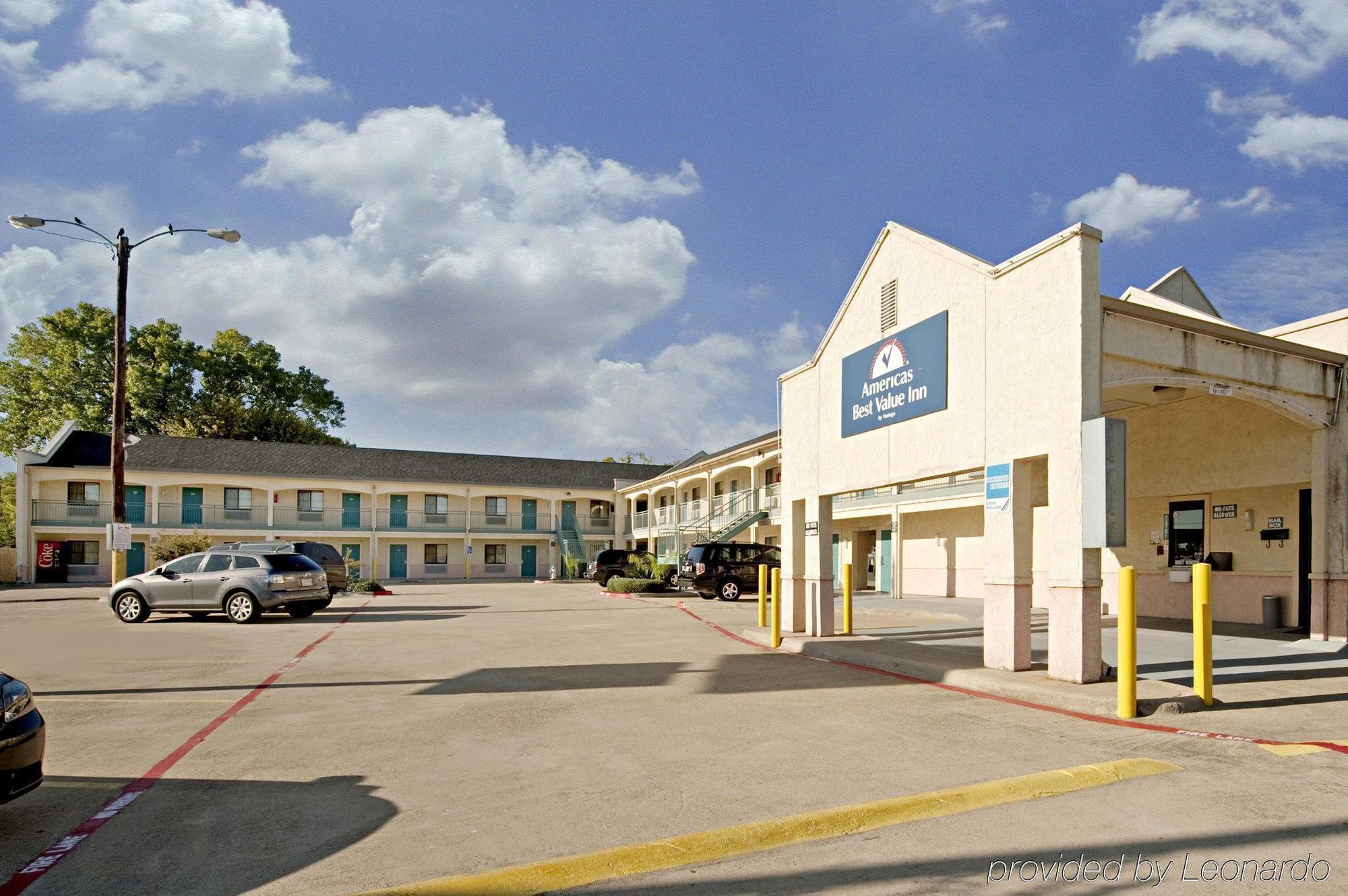 Americas Best Value Inn Mckinney Exterior foto